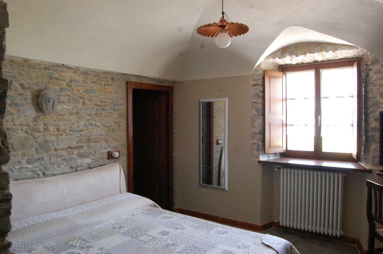 Appartamenti Cenni - Relais Su Lago Varsi Экстерьер фото