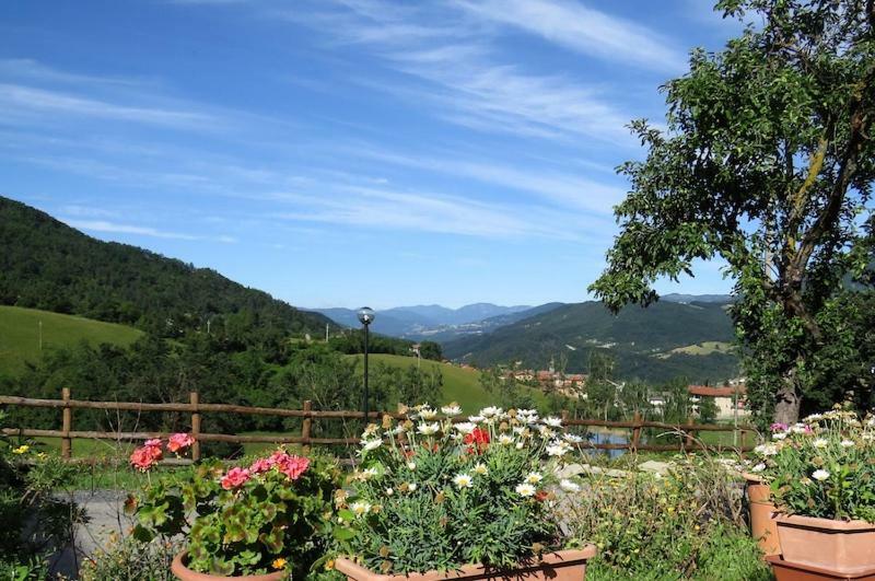 Appartamenti Cenni - Relais Su Lago Varsi Экстерьер фото